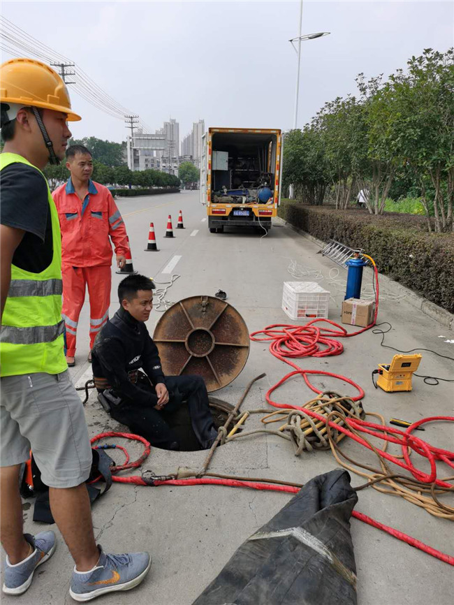 官渡翻衬法管道修复技术主要工序